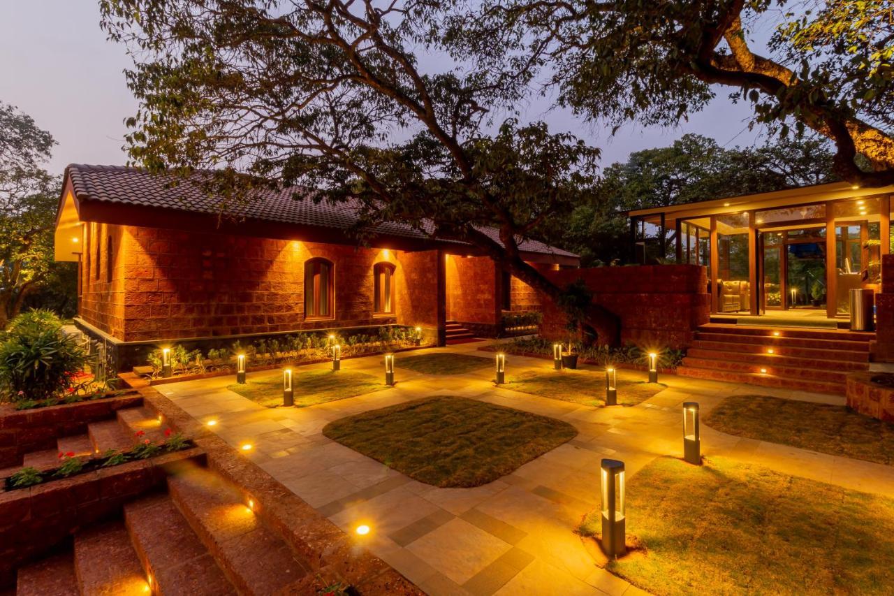 R R Heritage Resort Mahābaleshwar Exterior foto