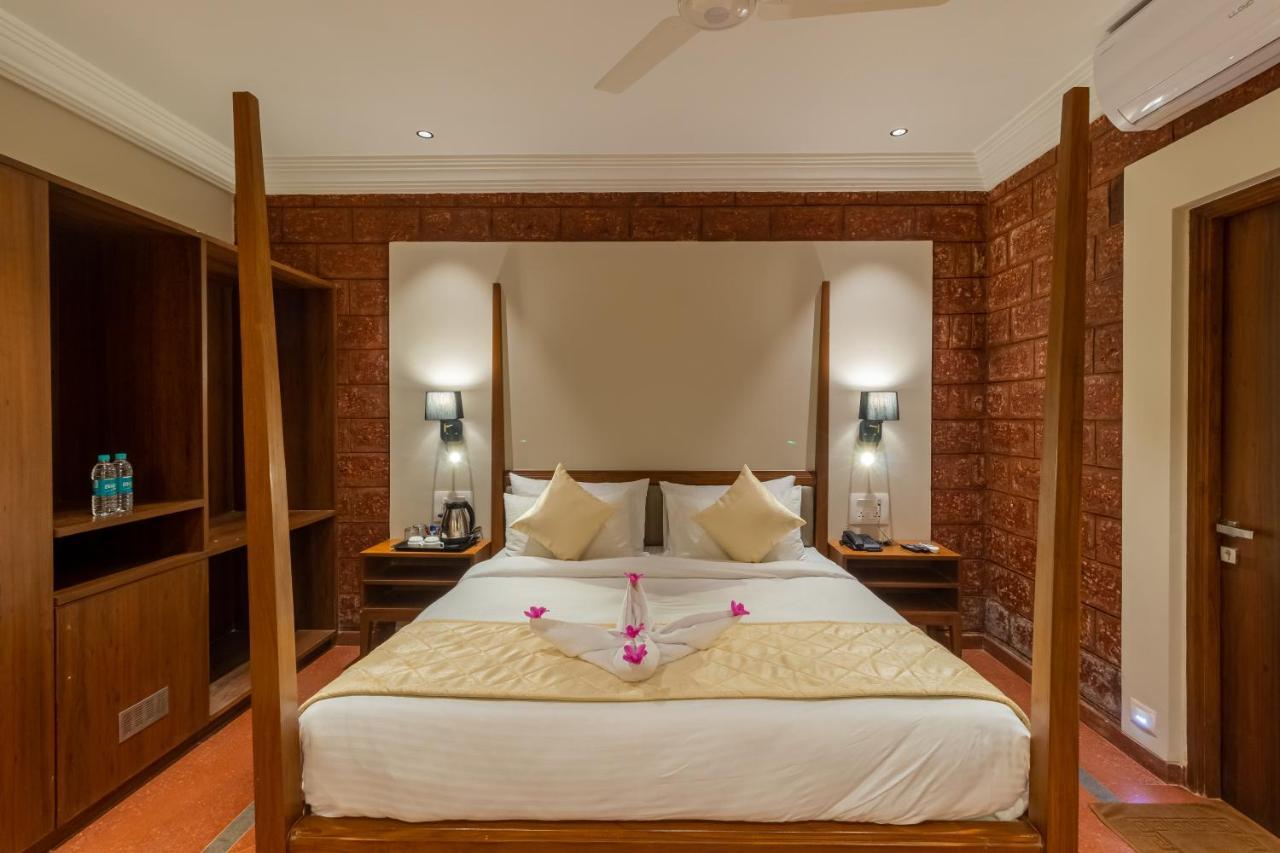 R R Heritage Resort Mahābaleshwar Exterior foto